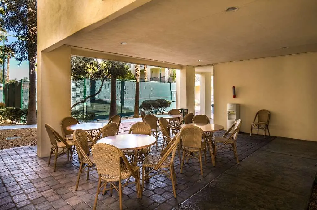 Club De Soleil All-Suite Resort Las Vegas