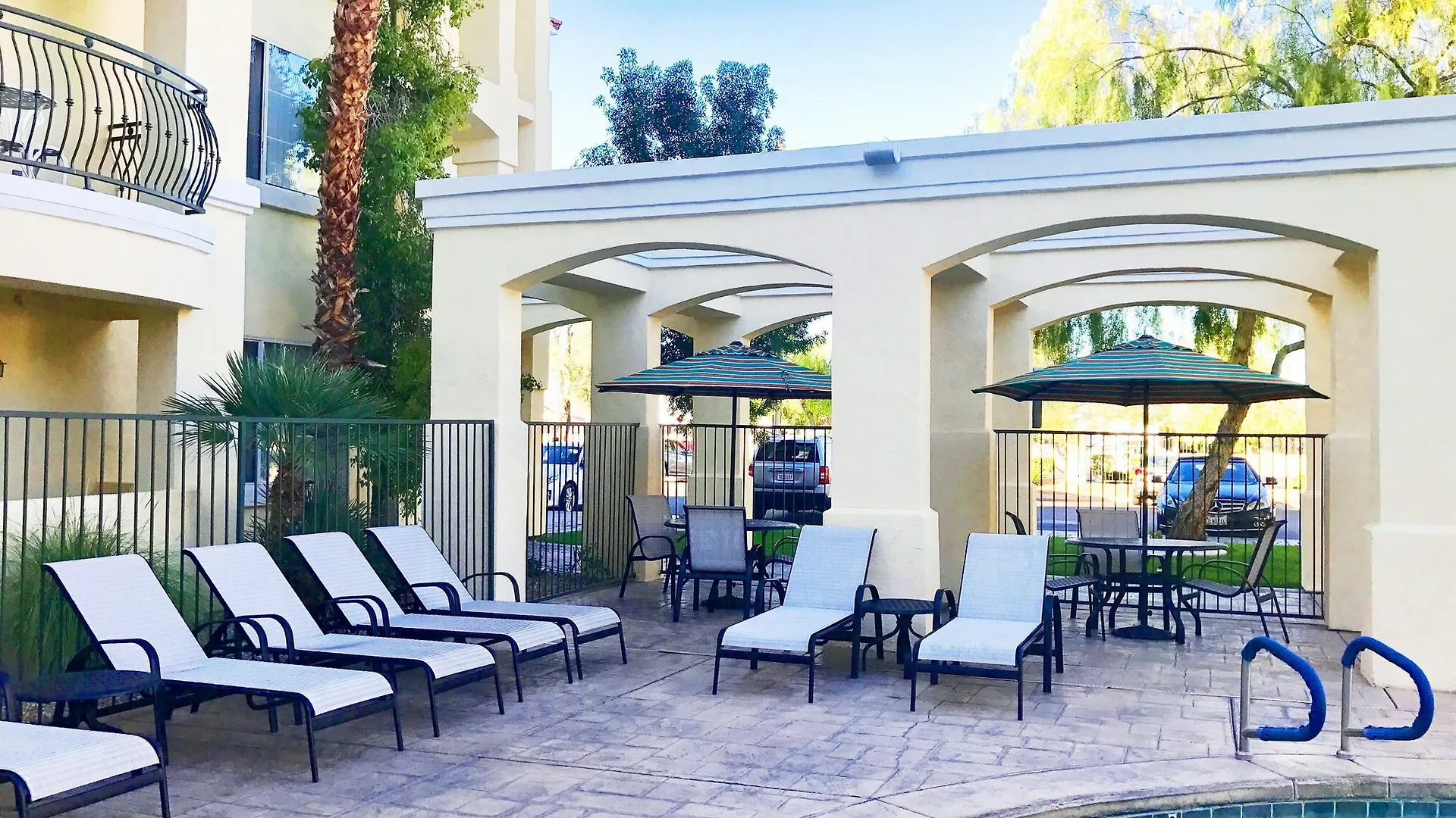 Club De Soleil All-Suite Resort Las Vegas
